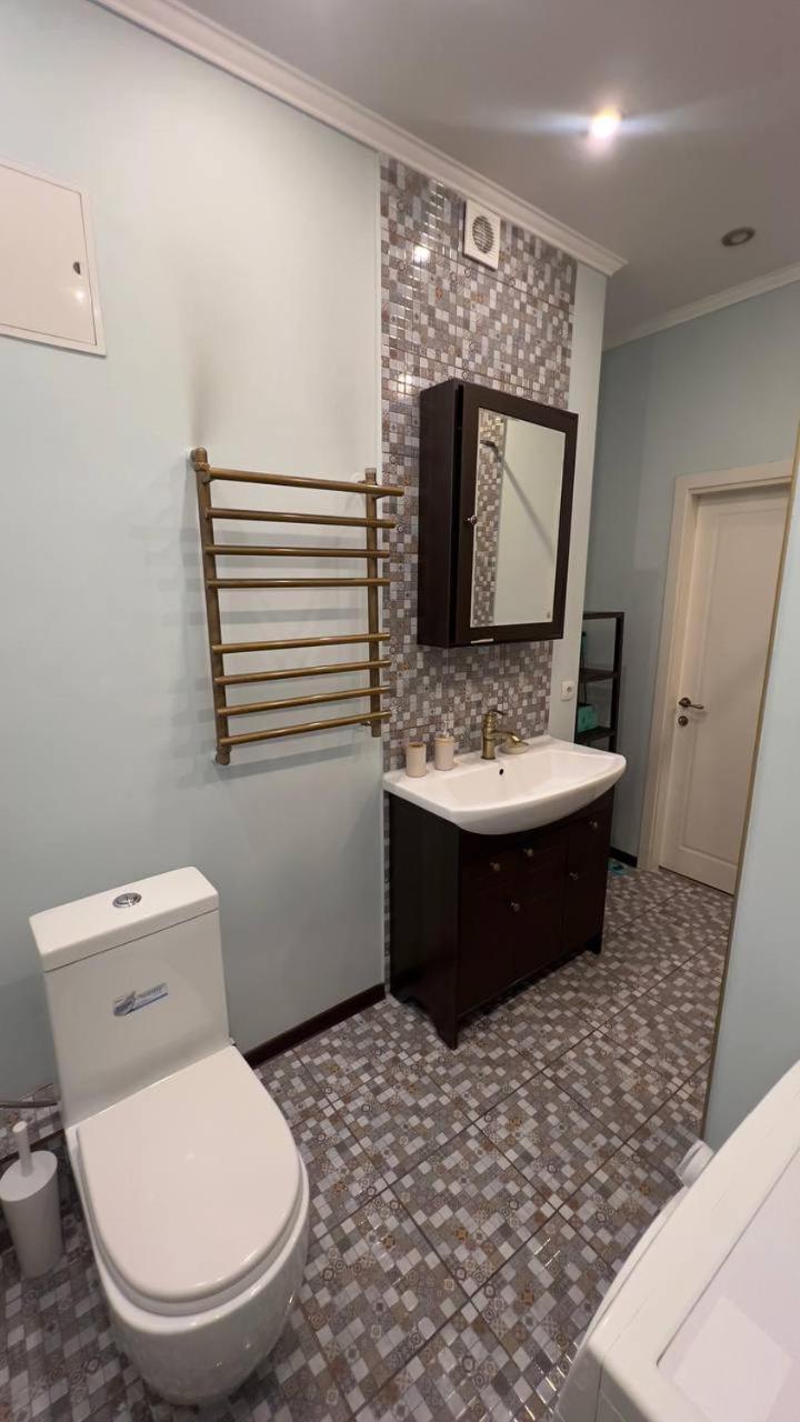 Apartment арай 2 *
